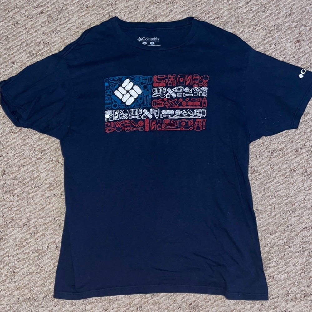 Columbia T-Shirt Size Large